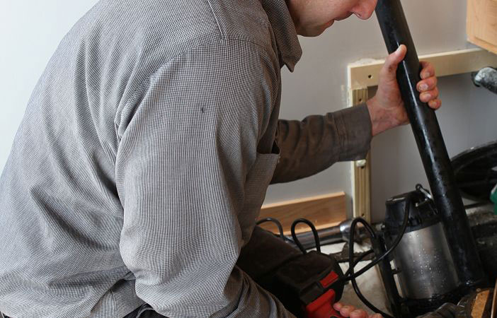 卢市镇简仓堵漏